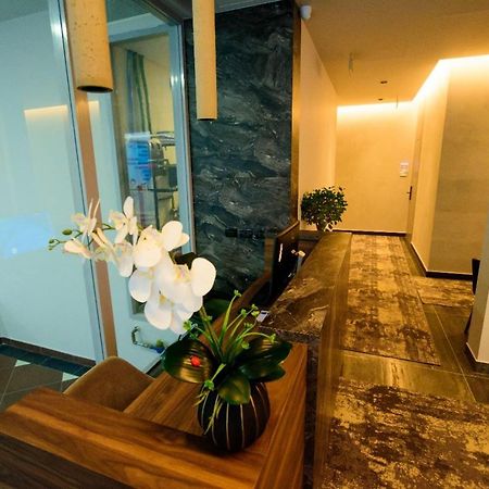 Hotel Zeneli Vlorë Eksteriør bilde