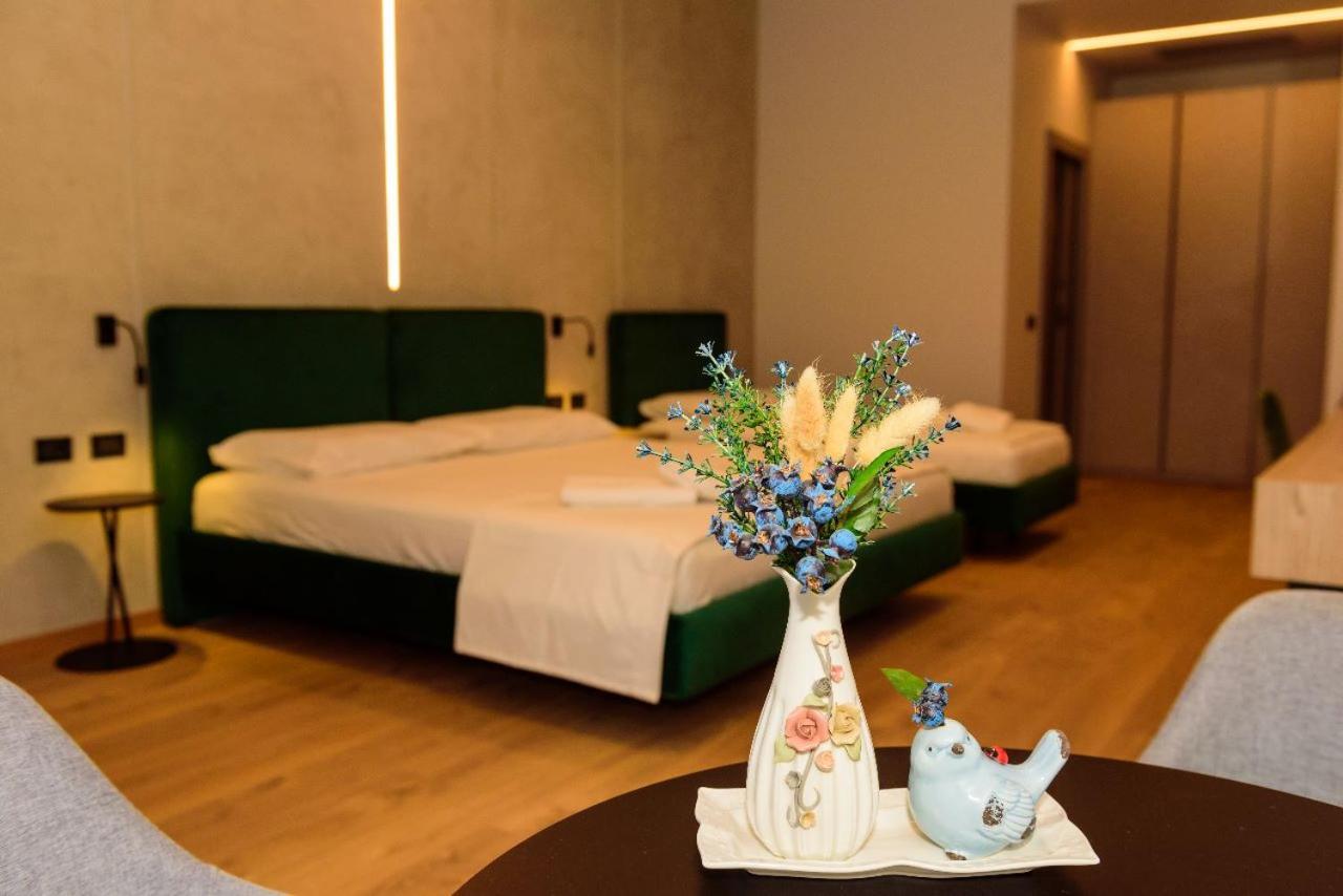 Hotel Zeneli Vlorë Eksteriør bilde